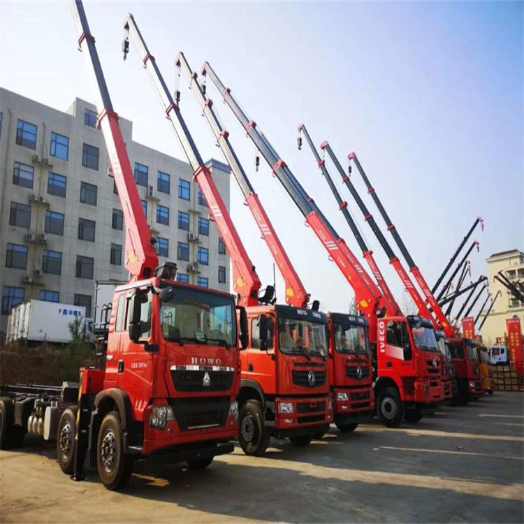 英山租专业吊车电话