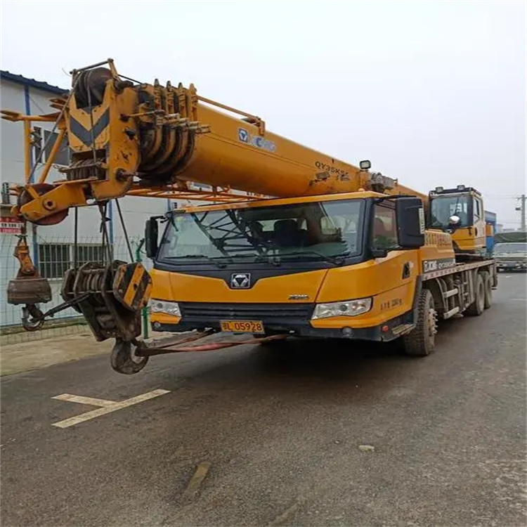 英山吊车出租保险：全面覆盖，安全无忧