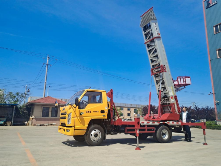 英山云梯车出租费用解析：如何选择更具性价比的服务