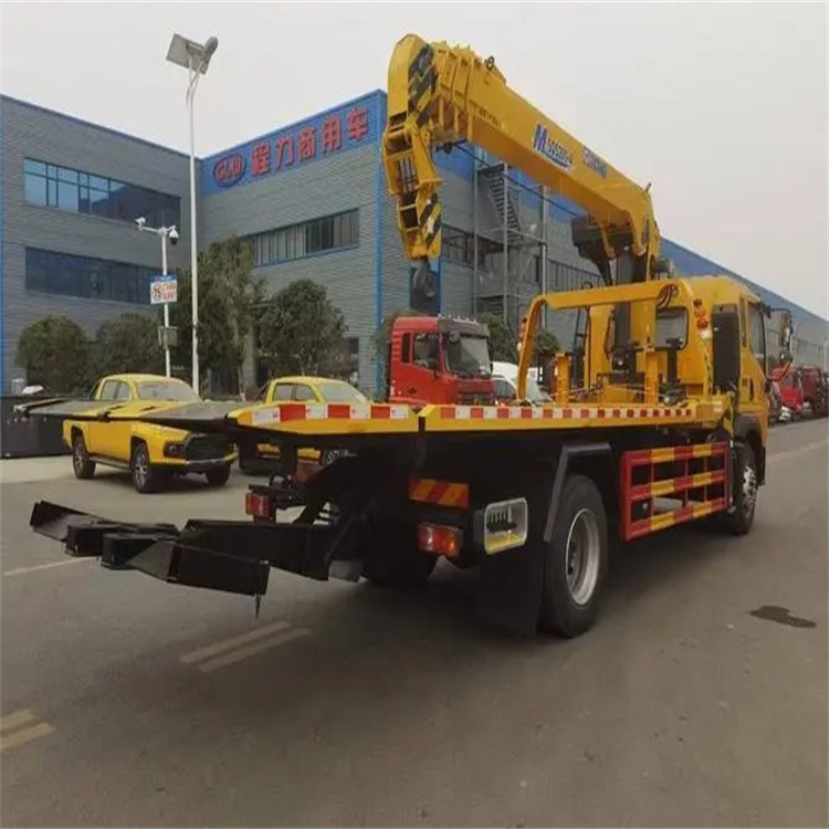 英山附近小随车吊出租电话，轻松解决搬运烦恼