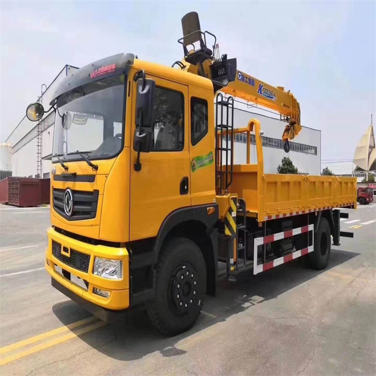 英山附近找一辆随车吊出租