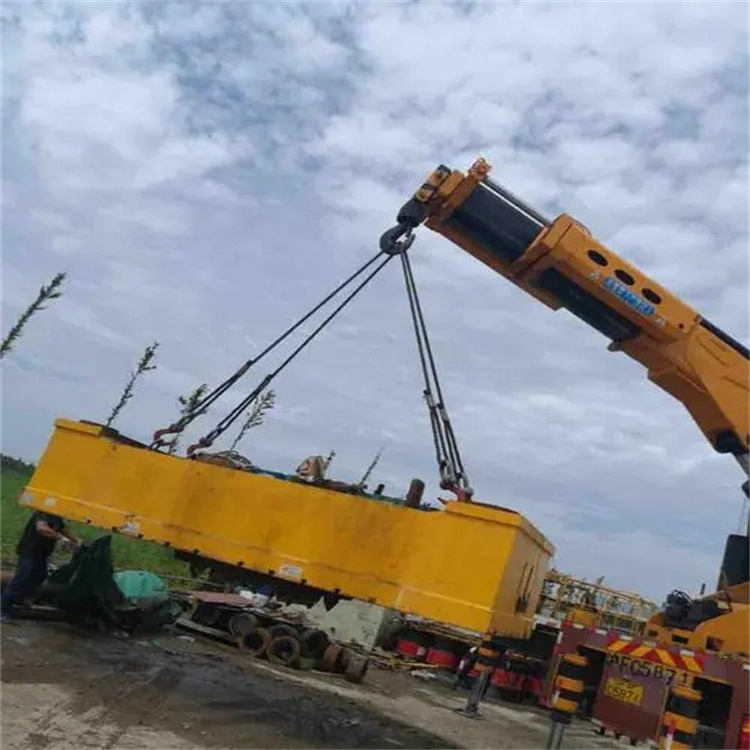 英山随车吊吊集装箱怎么吊